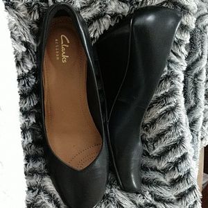 Clark's Shoes 8.5 W